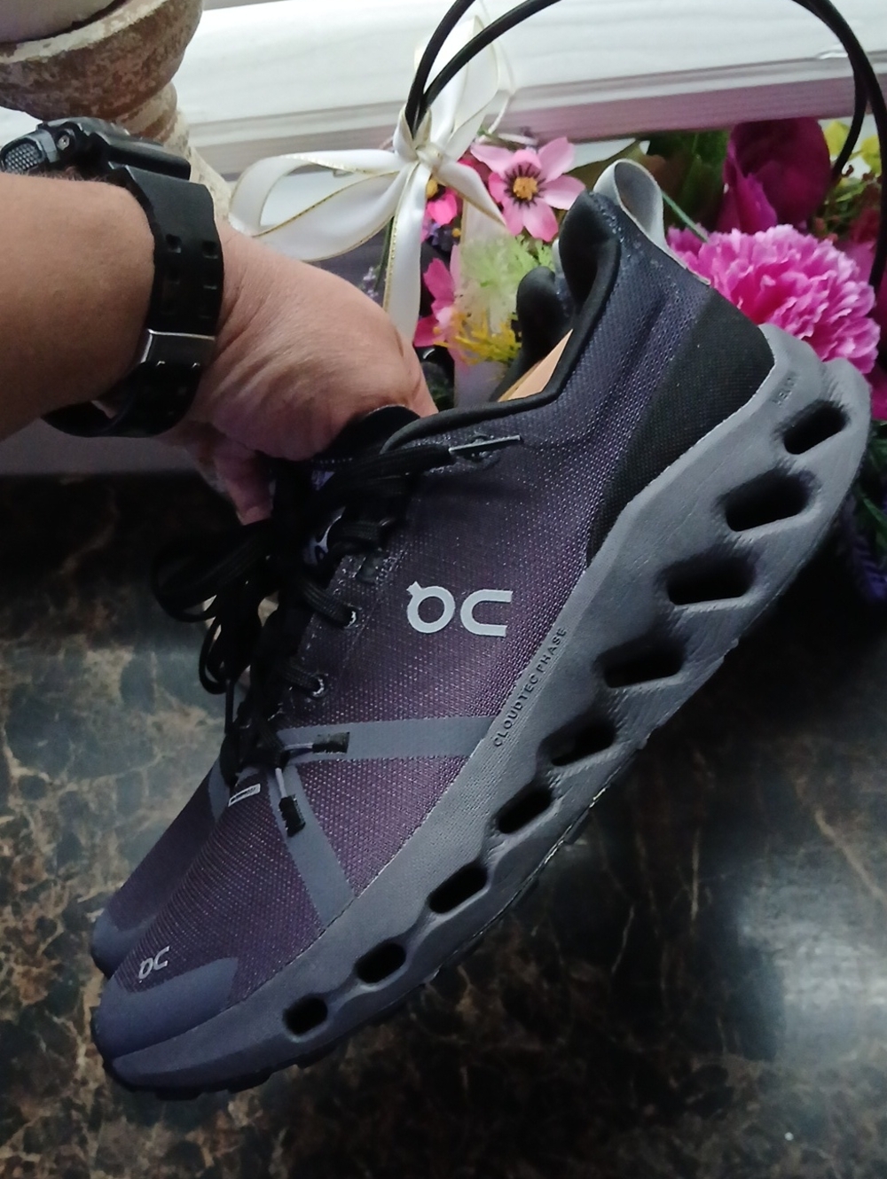 On CloudSurferTrail Waterproof/Athletic Lifestyle Shoes Size 10 for Women